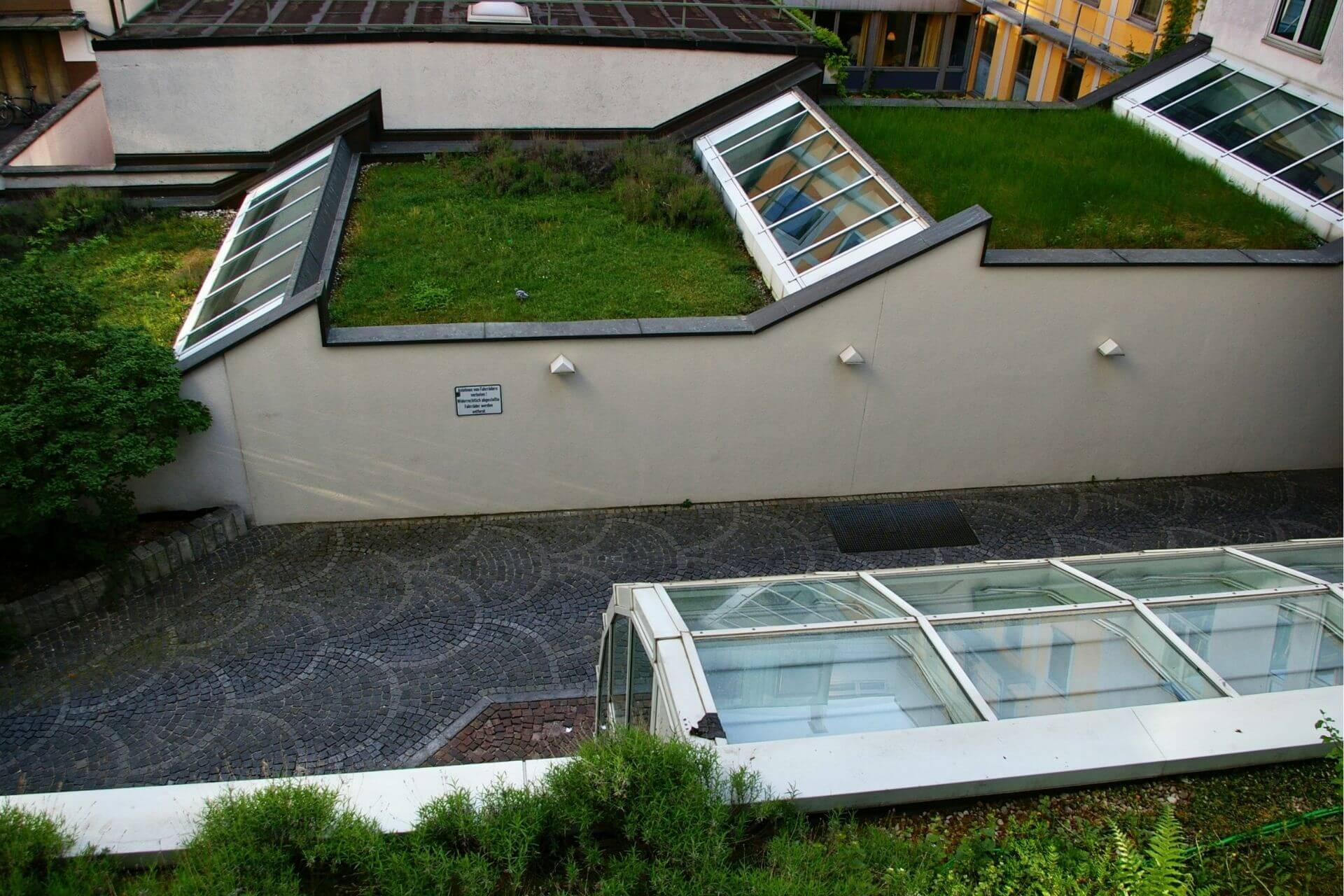 How Green Roofs Contribute to Densification and Quality of Life in Cities